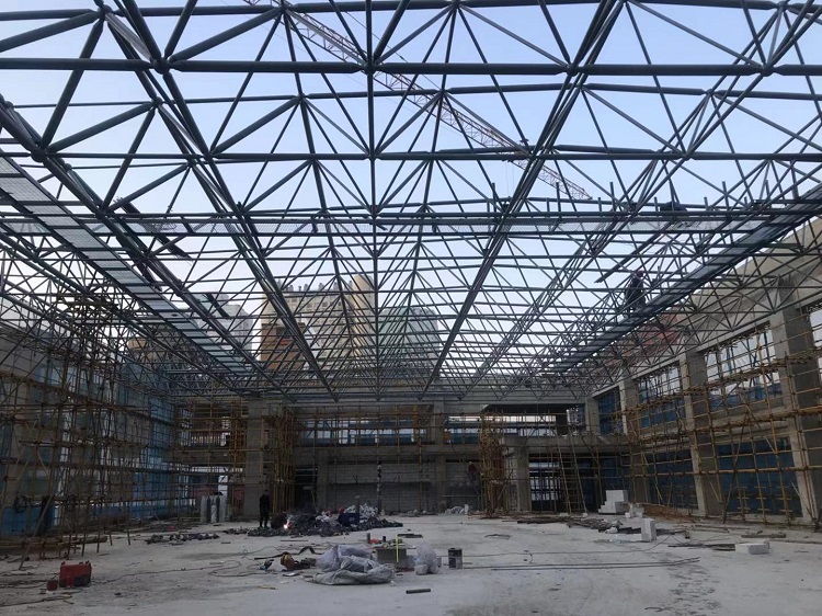 呼和浩特第一附属小学体育馆网架